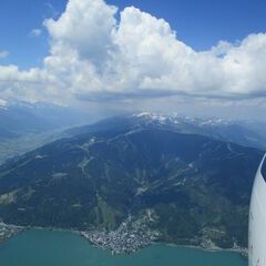 Flugwegposition um 10:28:23: Aufgenommen in der Nähe von Gemeinde Zell am See, 5700 Zell am See, Österreich in 2480 Meter